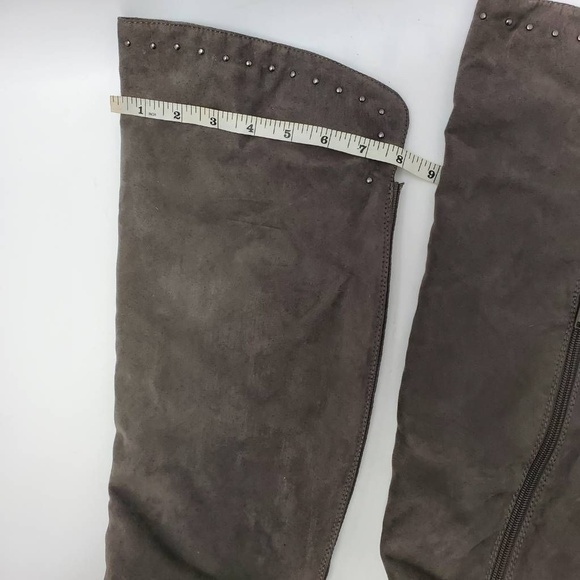 Lime Light Joaquin Faux Suede Studded Knee High Tall Gray Riding Boots Size 9 - Picture 3 of 12